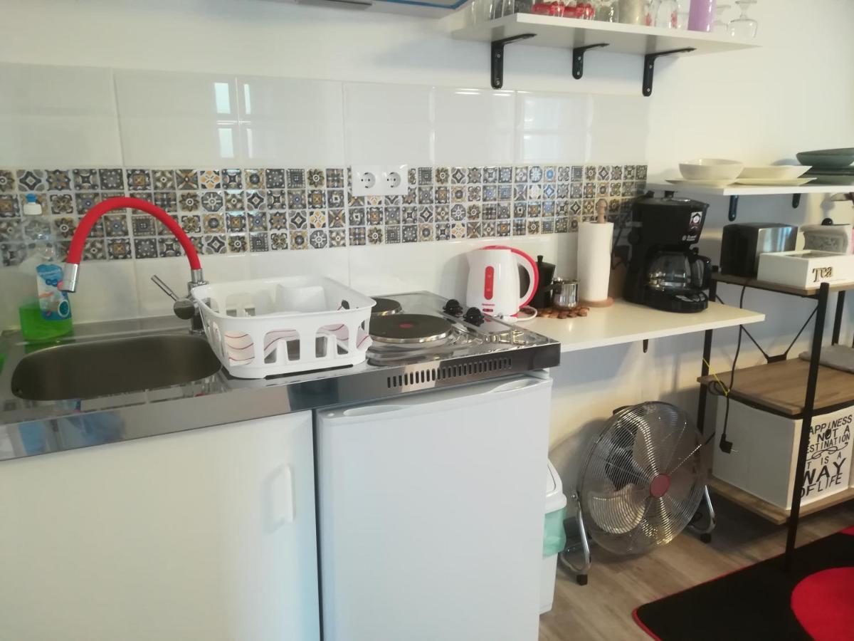 Edina Vendeghaz-Gyenesdias Apartment Ngoại thất bức ảnh